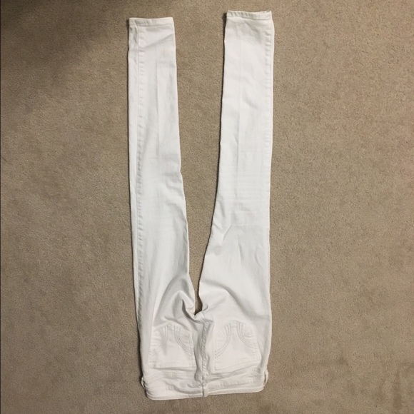 White hollister super skinny jeans - Picture 2 of 5